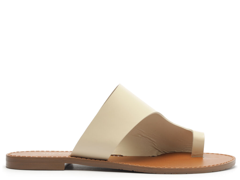 sandalia arezzo off-white rasteira atanado soft-1