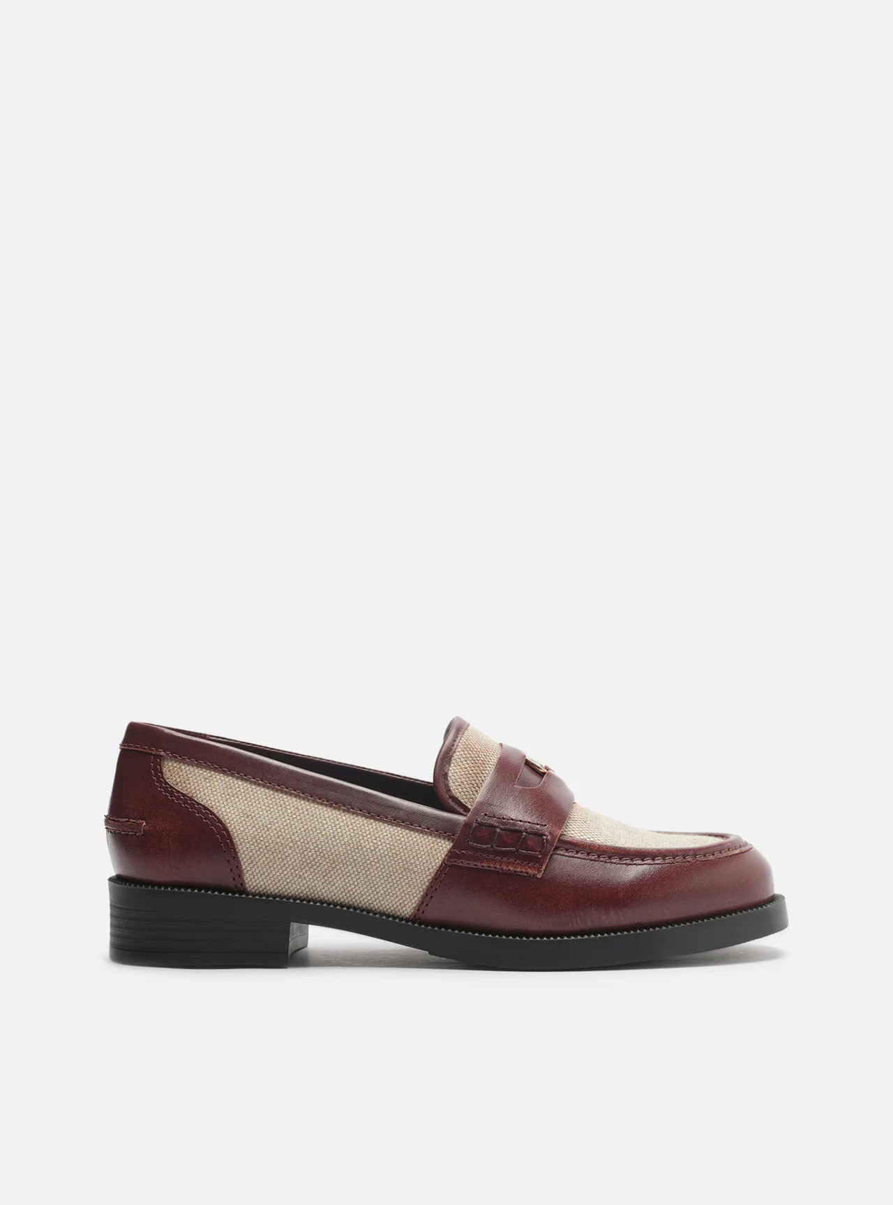 mocassim arezzo marrom bimaterial bico redondo medalha-1