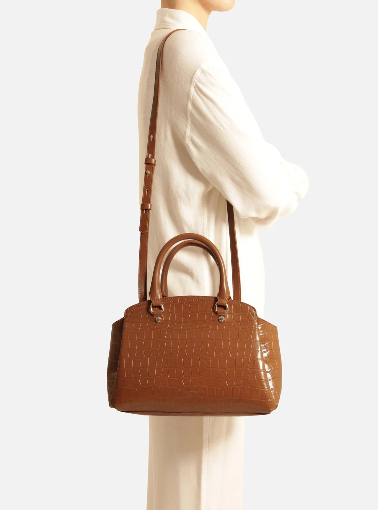 bolsa arezzo tote marrom croco media textura-2