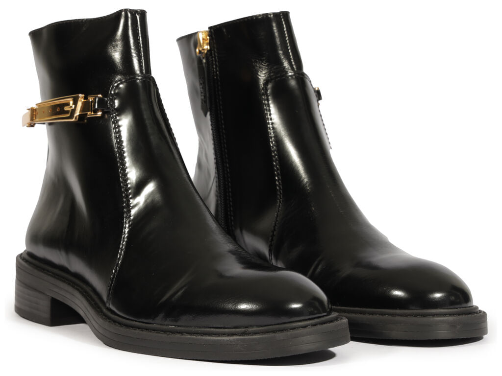 bota schutz cano baixo couro preto enfeite metal-2