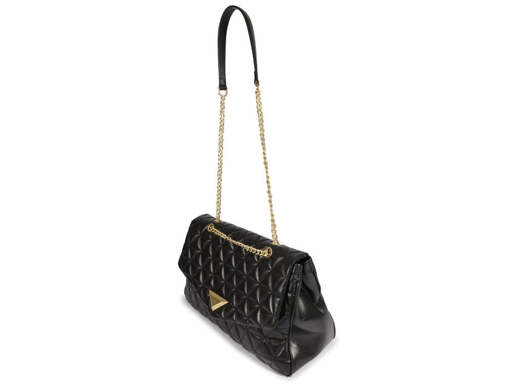 bolsa schutz couro preta grande quilted corrente dourada detalhe triangular-2