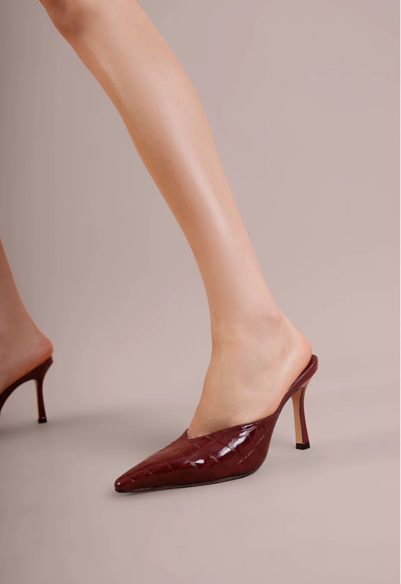 mule vicenza olivia bordo couro croco-2