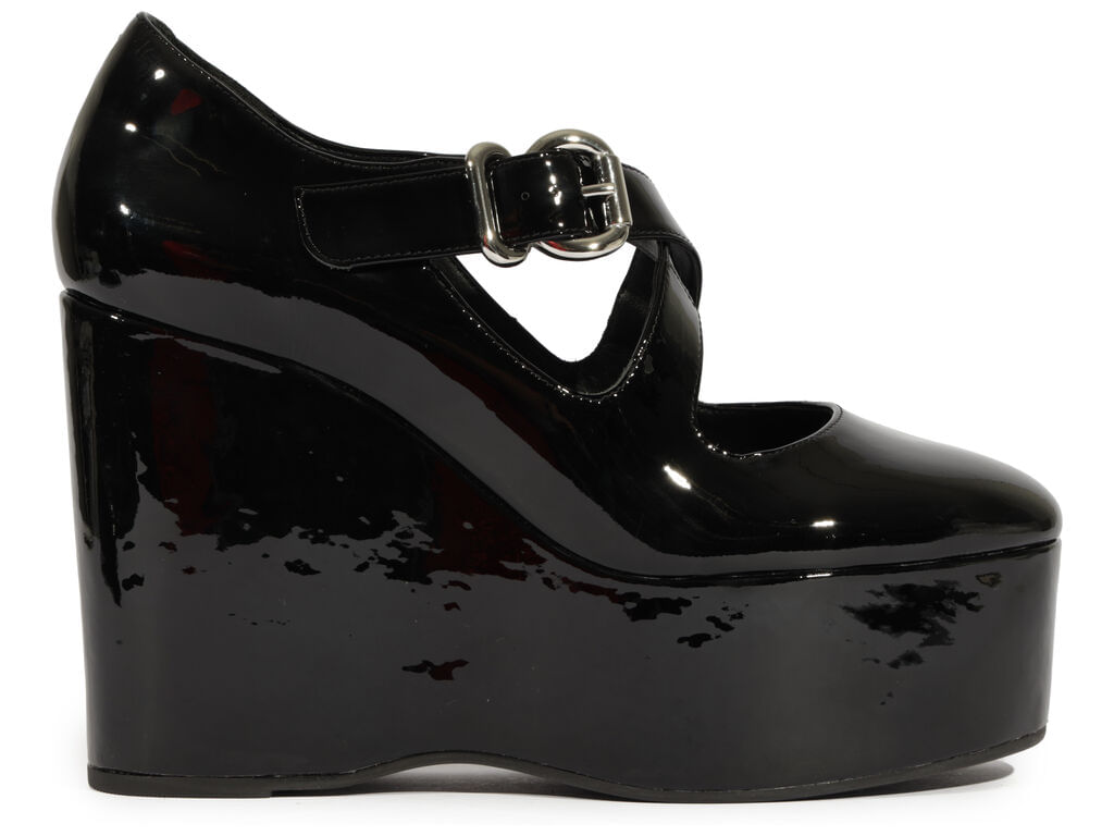 scarpin schutz plataforma myriam couro preta verniz-1