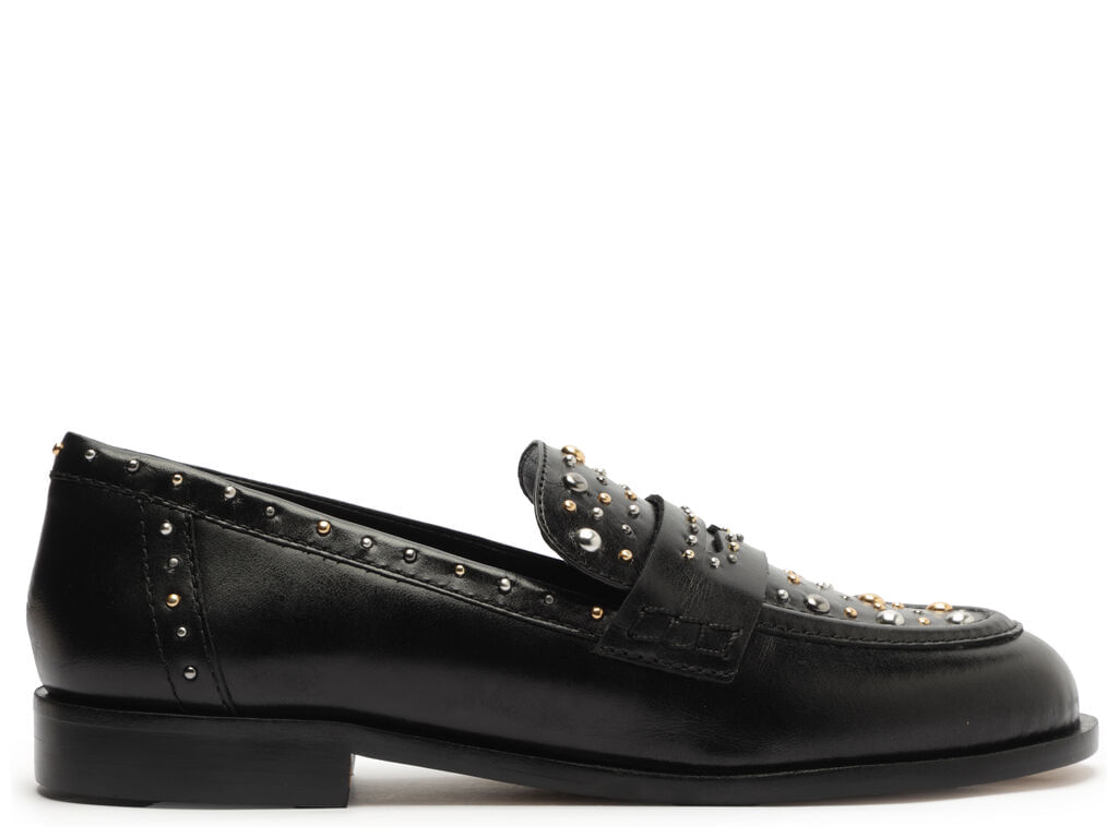 mocassim arezzo preto couro bico redondo aplicacoes-1