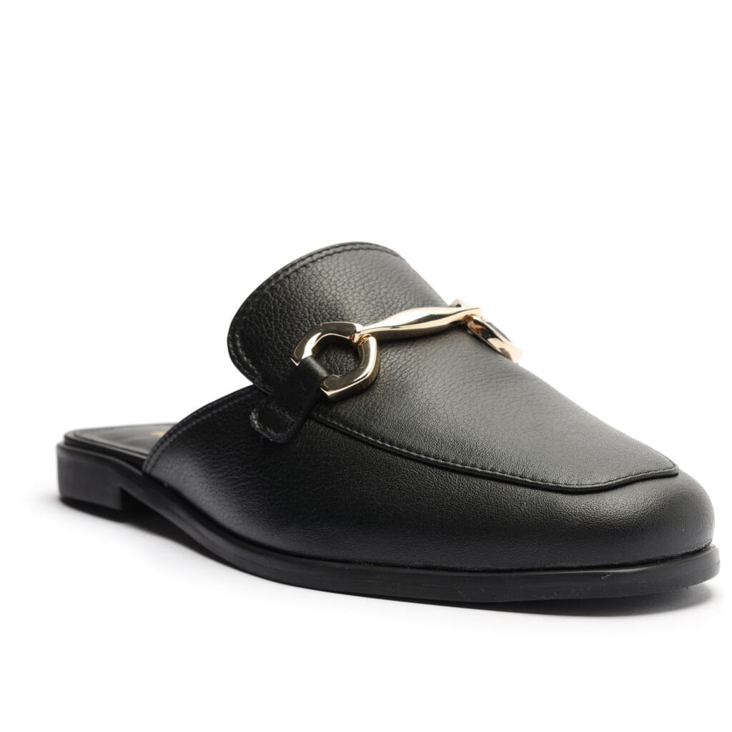 Imagem da variante: Mule Preta Couro Fivela Dourada Arezzo FLOATER SPL - PRETO - 36